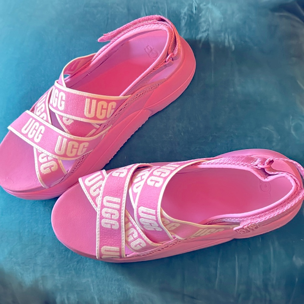 Ugg La Cloud Sandals - image 2